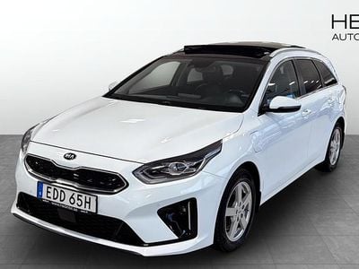 Begagnad Kia Ceed Advance 105 HK (77 kW) 2020 Vit Halvkombi