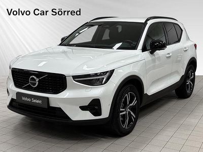 Vit Begagnad 2024 Volvo XC40 Plus SUV | 389 900 kr (Marknadspris)