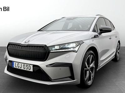 Silver Begagnad 2023 Skoda Enyaq iV SportLine SUV | 404 500 kr (Marknadspris)