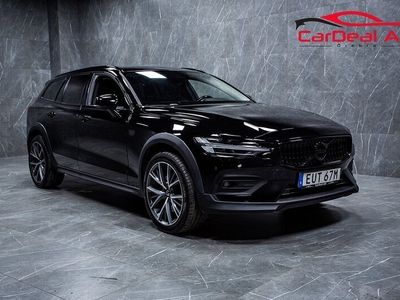 begagnad Volvo V60 CC D4 AWD Momentum D-Värm Navi VOC 19"