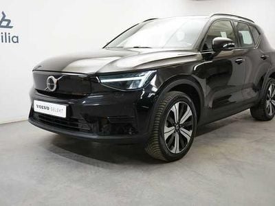 Begagnad Volvo XC40 Core 185 kW (252 HK) 2022 Svart SUV