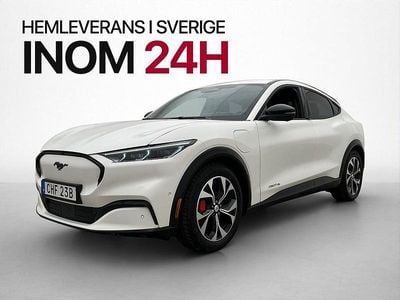 Begagnad Ford Mustang Mach-E Standard Range 275 kW (375 HK) 2022 Vit SUV