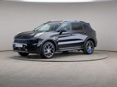 Begagnad Lynk & Co 01 261 HK (191 kW) 2022 Svart SUV