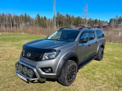 begagnad Nissan Navara Dubbelhytt 2.3 dCi 4WD Euro 6 Automat