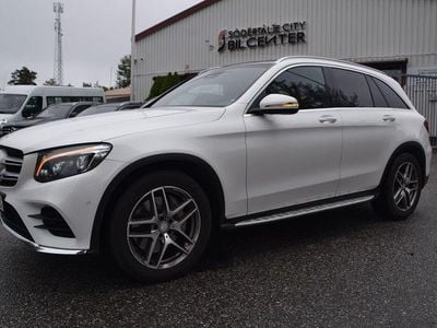 Vit Begagnad 2016 Mercedes GLC220 AMG line SUV | 219 900 kr (Dyr)
