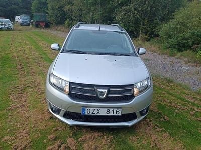 Silver metalick Begagnad 2014 Dacia Logan MCV Kombi | 42 500 kr (Marknadspris)