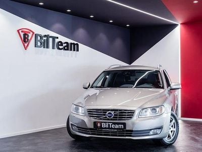 Begagnad Volvo V70 Standard 150 HK (110 kW) 2016 Ljusbrun Kombi