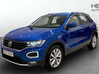 Blå Begagnad 2018 VW T-Roc SUV | 169 000 kr (Marknadspris)