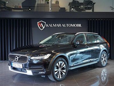 Begagnad Volvo V90 CC Momentum 190 HK (139 kW) 2019 Svart Kombi
