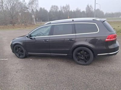 Brun Begagnad 2012 VW Passat Kombi | 69 500 kr (Lite dyr)