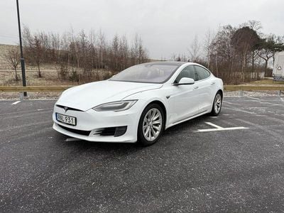 Begagnad 2016 Tesla Model S Halvkombi | 179 900 kr (Dyr)