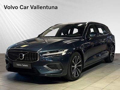 Blå Begagnad 2024 Volvo V60 Plus Kombi | 449 900 kr (Marknadspris)