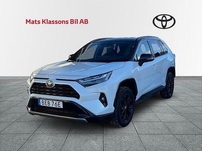 Vit Begagnad 2024 Toyota RAV4 Hybrid Style SUV | 489 000 kr (Lite dyr)