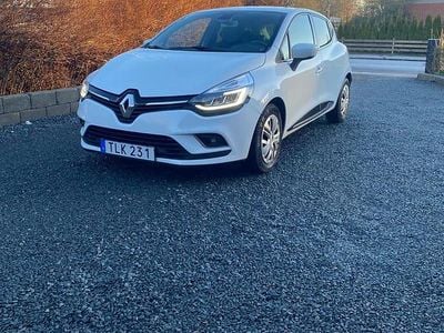 Begagnad 2019 Renault Clio IV Halvkombi | 89 000 kr (Marknadspris)