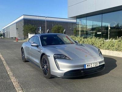 Porsche Taycan 4S