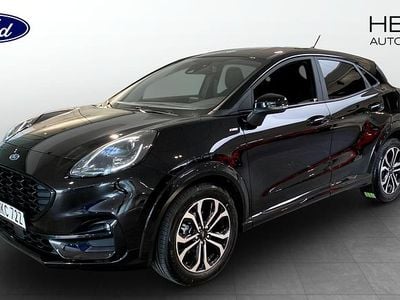 Svart (black) Begagnad 2022 Ford Puma ST-Line Halvkombi | 249 000 kr (Lite dyr)
