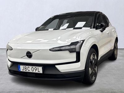 Vit Begagnad 2024 Volvo EX30 Performance SUV | 439 900 kr (Marknadspris)