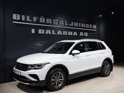 Vit Begagnad 2022 VW Tiguan Elegance SUV | 349 000 kr (Marknadspris)