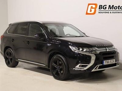 Svart Begagnad 2020 Mitsubishi Outlander SUV | 214 600 kr (Marknadspris)
