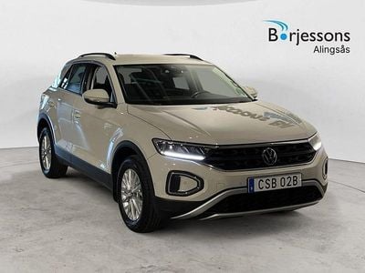 Vit Begagnad 2023 VW T-Roc SUV | 269 900 kr (Marknadspris)