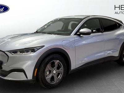 Grå Begagnad 2022 Ford Mustang Mach-E Standard Range SUV | 349 900 kr (Marknadspris)