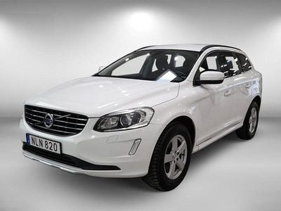 Vit Begagnad 2014 Volvo XC60 Momentum SUV | 125 000 kr (Marknadspris)