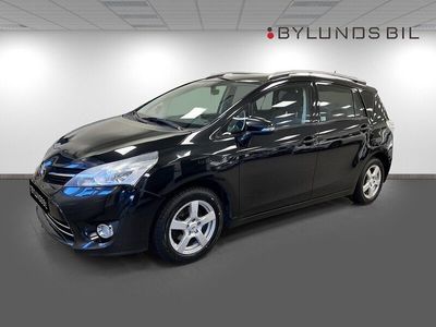 begagnad Toyota Verso 1.8 Valvematic 7-sits *Dragkrok, Vinterhjul