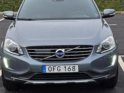Begagnad Volvo XC60 Standard 190 HK (139 kW) 2017 Grå SUV