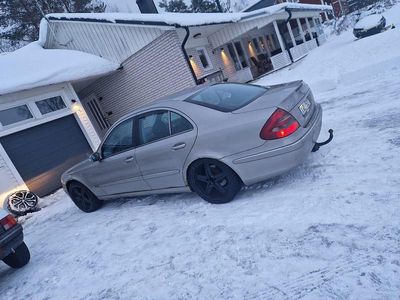 Begagnad 2003 Mercedes E270 Sedan | 34 000 kr