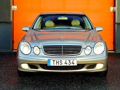 Begagnad Mercedes E240 Elegance 177 HK (130 kW) 2002 Brun Sedan