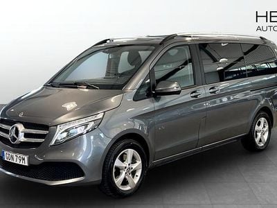 Mercedes V220