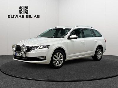 Vit Begagnad 2020 Skoda Octavia Style Kombi | 179 400 kr (Bra pris)