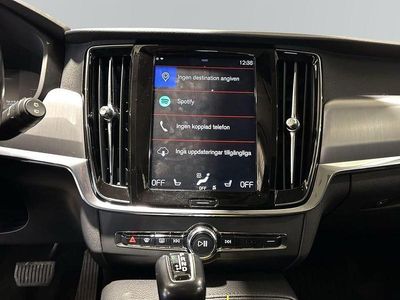 Svart Begagnad 2018 Volvo V90 Momentum Kombi | 234 900 kr (Lite dyr)