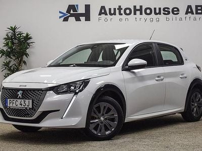 Begagnad Peugeot e-208 Active 100 kW (136 HK) 2021 Vit Halvkombi