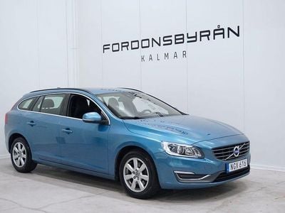 Blå Begagnad 2014 Volvo V60 Momentum Kombi | 119 800 kr (Marknadspris)