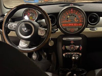 Begagnad 2007 Mini ONE Halvkombi | 32 000 kr