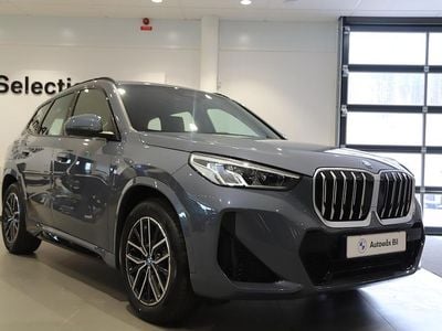 Begagnad BMW X1 Shadowline 136 HK (100 kW) 2025 Grå SUV
