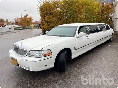 begagnad Lincoln Town Car Stretch 4.6 V8 2V SOHC