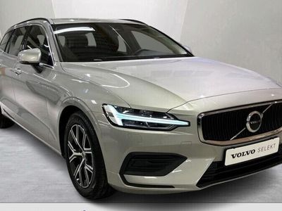 begagnad Volvo V60 B3 Bensin Core, Parkeringssensor bak, Navigation, Baklucka Elmanövrerad, Induktiv laddning mobil, Keyless Entry and Start 2023, Kombi