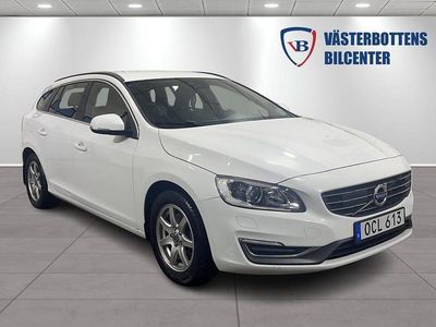 Vit Begagnad 2014 Volvo V60 Momentum Kombi | 129 900 kr (Marknadspris)