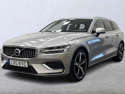Silver Begagnad 2022 Volvo V60 Plus Kombi | 409 900 kr (Dyr)
