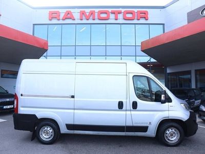 begagnad Fiat Ducato 3.5t 2,3 MJT 130hk L2H2 Skåpbil D-värme Moms