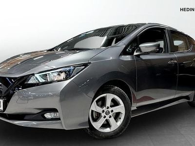 Grå Begagnad 2023 Nissan Leaf Acenta Halvkombi | 189 900 kr (Marknadspris)