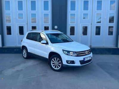 Vit Begagnad 2012 VW Tiguan Sportline SUV | 69 900 kr (Marknadspris)