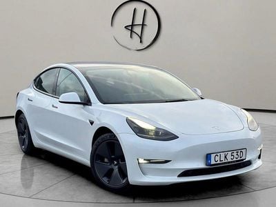 Vit Begagnad 2021 Tesla Model 3 Long Range AWD Sedan | 309 900 kr (Marknadspris)