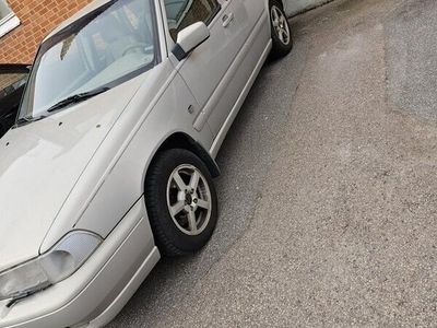 begagnad Volvo S70 2.4