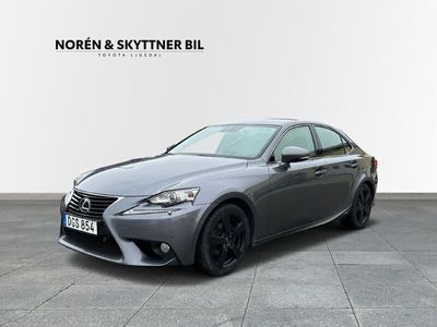 Lexus IS300h