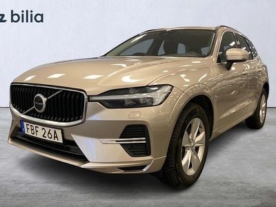 Grå Begagnad 2023 Volvo XC60 Core SUV | 419 900 kr (Superpris)