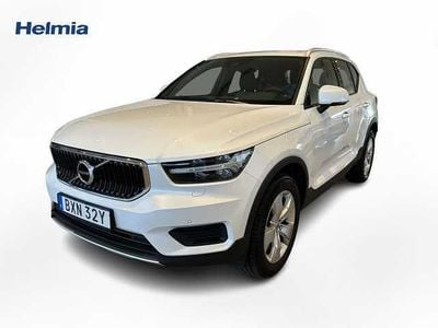 Vit Begagnad 2022 Volvo XC40 Momentum SUV | 319 000 kr (Marknadspris)
