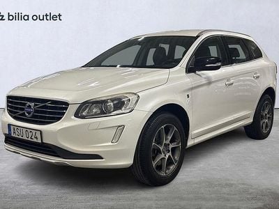 Vit Begagnad 2014 Volvo XC60 Ocean Race SUV | 124 900 kr (Marknadspris)